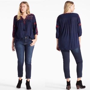 ☘️ Lucky Brand Embroidered Lace up Top Size XS
